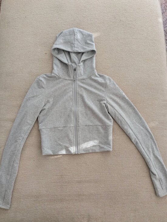 BRAND NEW - Alo Yoga Sway Full Zip Hoodie -Heather Grey- Size M - Picture 2 of 4